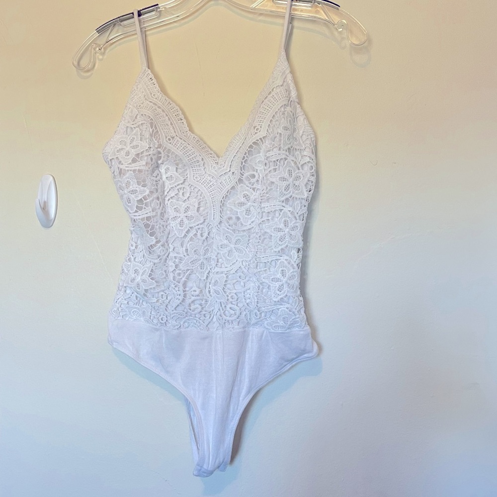 Lulu’s White Lace Bodysuit